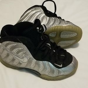 12c Nike basketball shoes